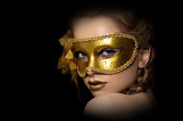 עיסוי אירוטי דיסקרטי